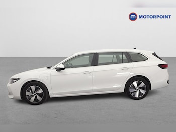 Used Volkswagen Passat 2025 for sale - 78963865: Photo