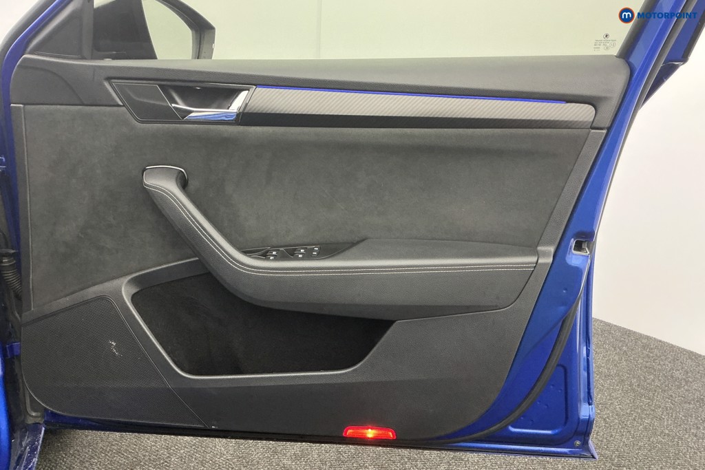 Used Skoda Superb 2023 for sale - 77607779: Photo 32