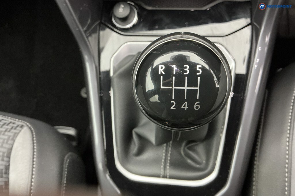 Used Volkswagen T-Roc 2021 for sale - 77476999: Photo 24