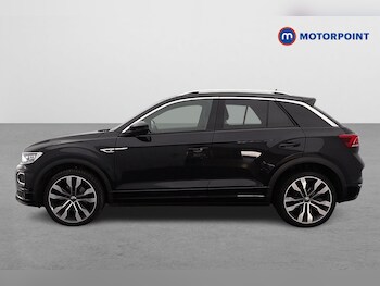 Used Volkswagen T-Roc 2021 for sale - 77476999: Photo