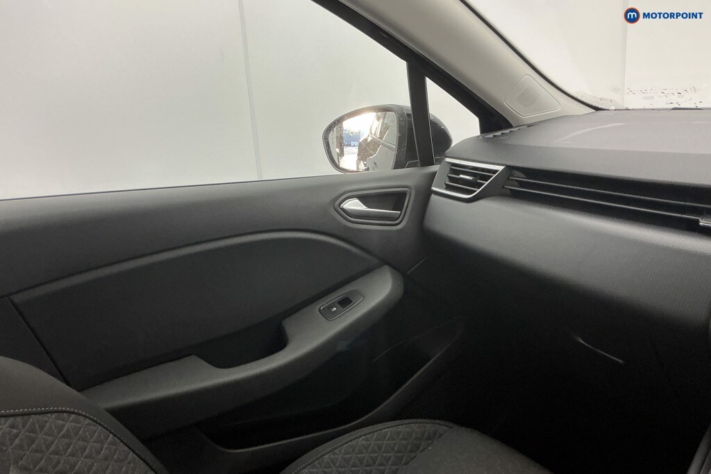 Used Renault Clio 2022 for sale - 76895676: Photo 28