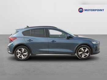 Used Ford Focus 2023 for sale - 79272203: Photo