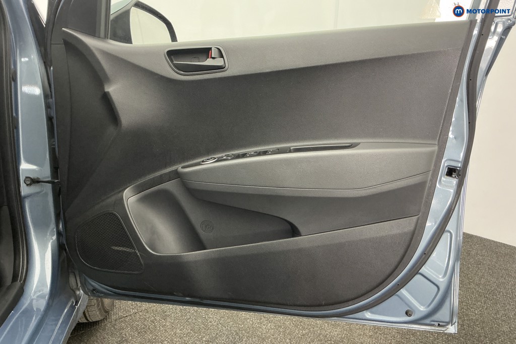 Used Hyundai i10 2019 for sale - 77890479: Photo 33