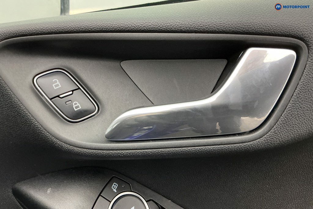 Used Ford Fiesta 2018 for sale - 77435733: Photo 32