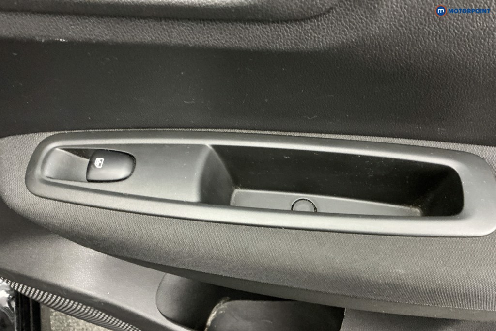 Used Renault Kadjar 2019 for sale - 77180109: Photo 38