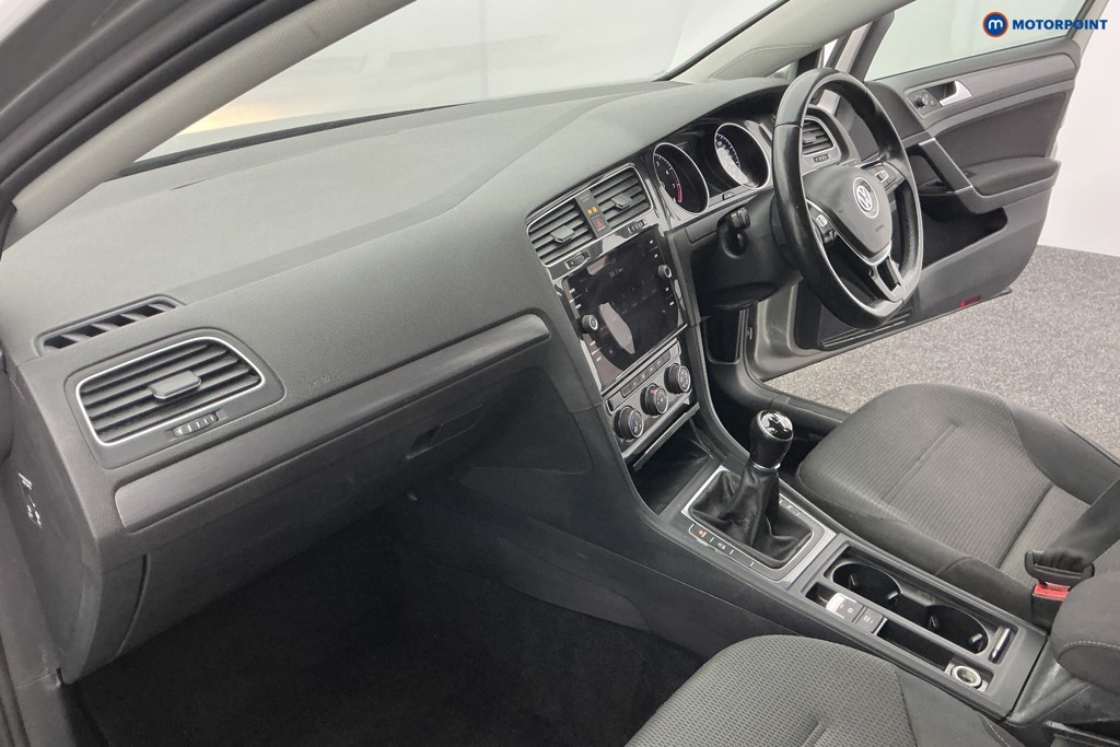 Used Volkswagen Golf 2017 for sale - 76895668: Photo 16