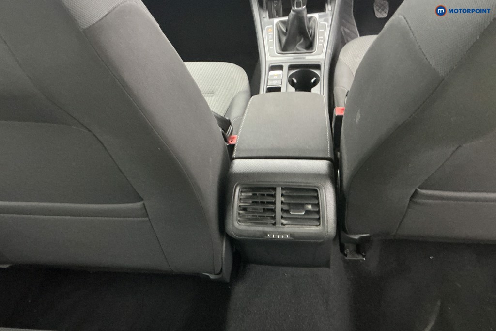 Used Volkswagen Golf 2017 for sale - 76895668: Photo 18