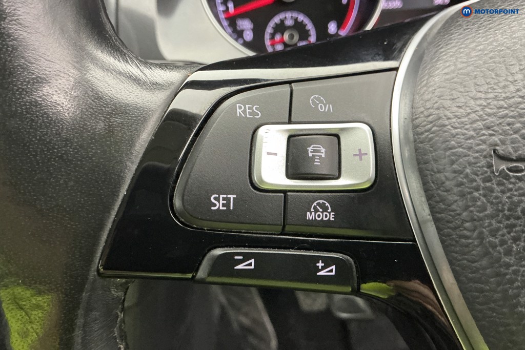 Used Volkswagen Golf 2017 for sale - 76895668: Photo 30