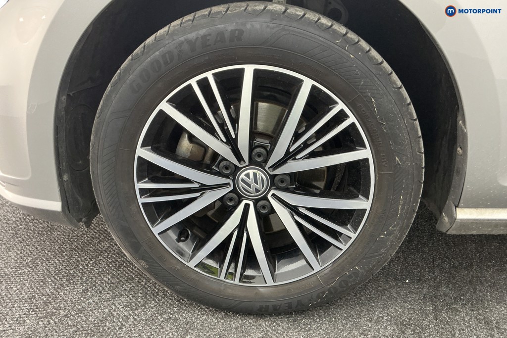 Used Volkswagen Golf 2017 for sale - 76895668: Photo 45