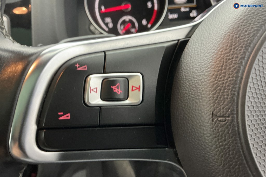 Used Volkswagen Scirocco 2017 for sale - 77804717: Photo 37