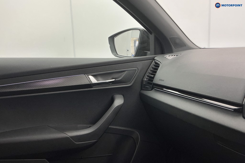 Used Skoda Karoq 2025 for sale - 77918872: Photo 32