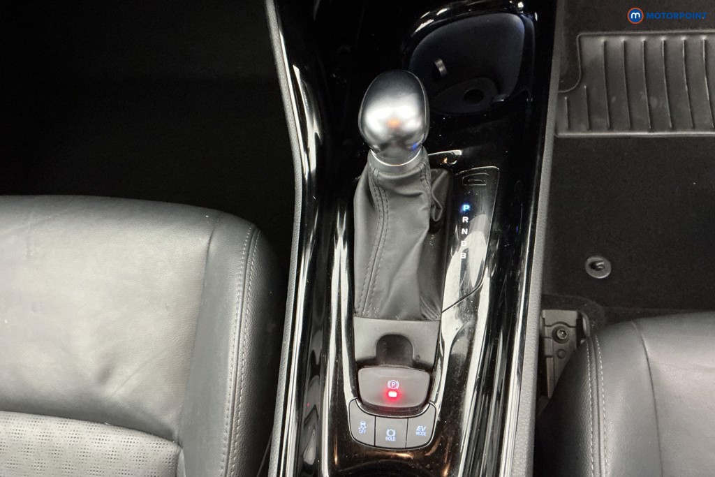 Used Toyota C-HR 2019 for sale - 77620062: Photo 24