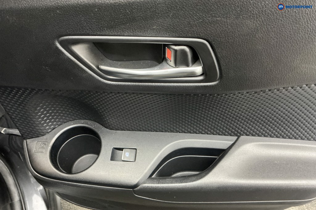 Used Toyota C-HR 2019 for sale - 77620062: Photo 34