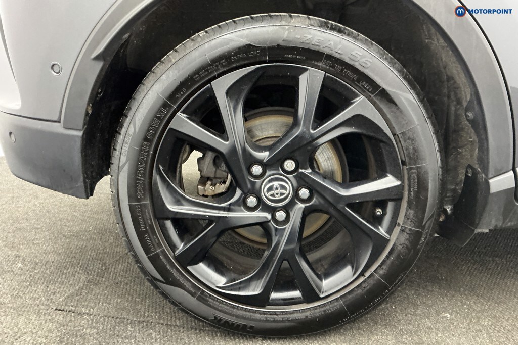 Used Toyota C-HR 2019 for sale - 77620062: Photo 44