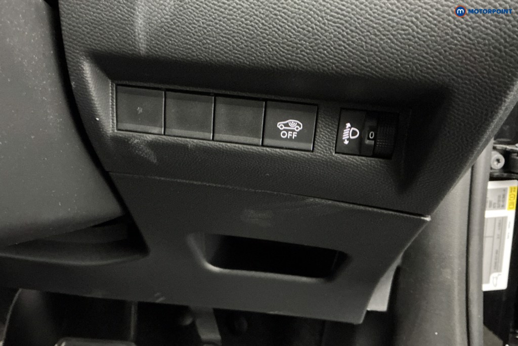 Used Peugeot 2008 2025 for sale - 77259268: Photo 30