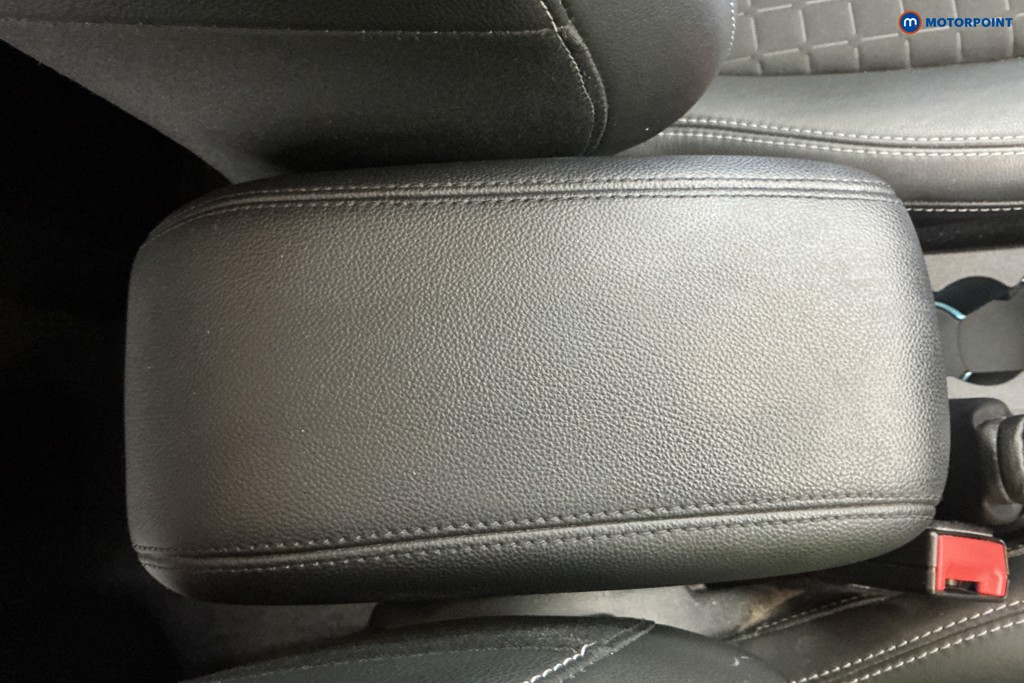 Used Ford Fiesta 2018 for sale - 78061649: Photo 24