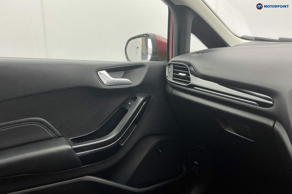 Used Ford Fiesta 2018 for sale - 78061649: Photo 31