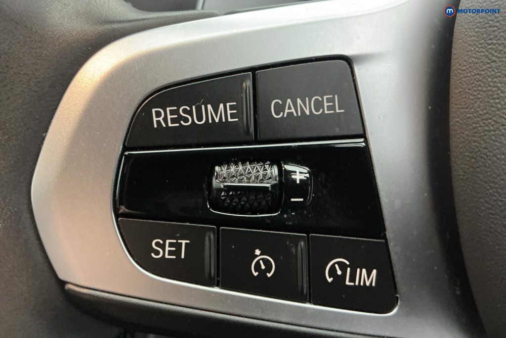 Used BMW 3 Series 2024 for sale - 76682016: Photo 26