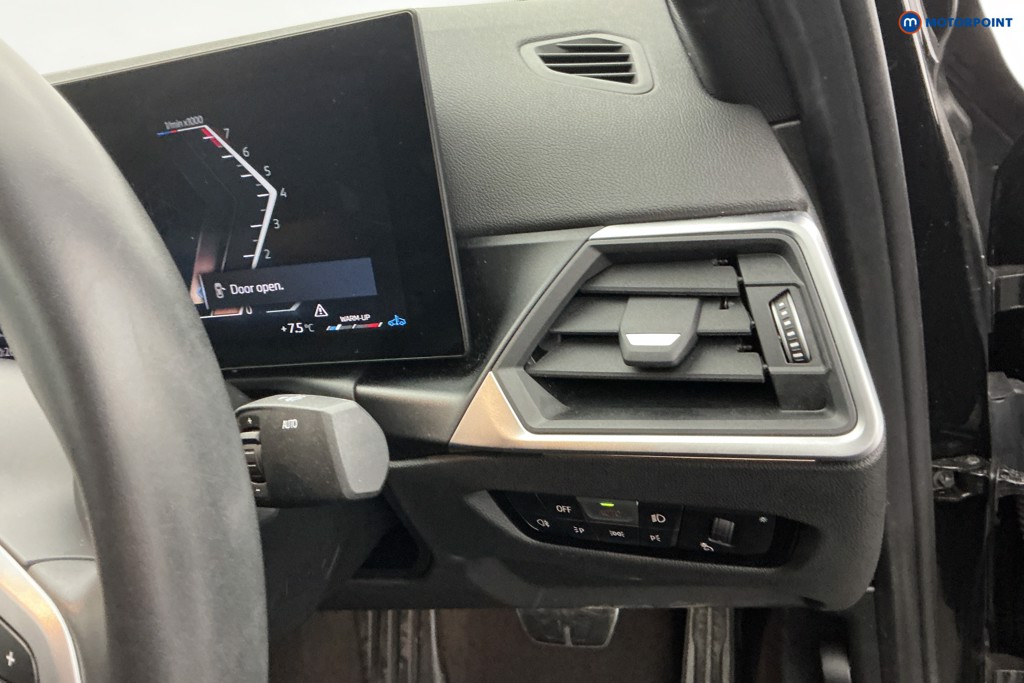 Used BMW 3 Series 2024 for sale - 76682016: Photo 28