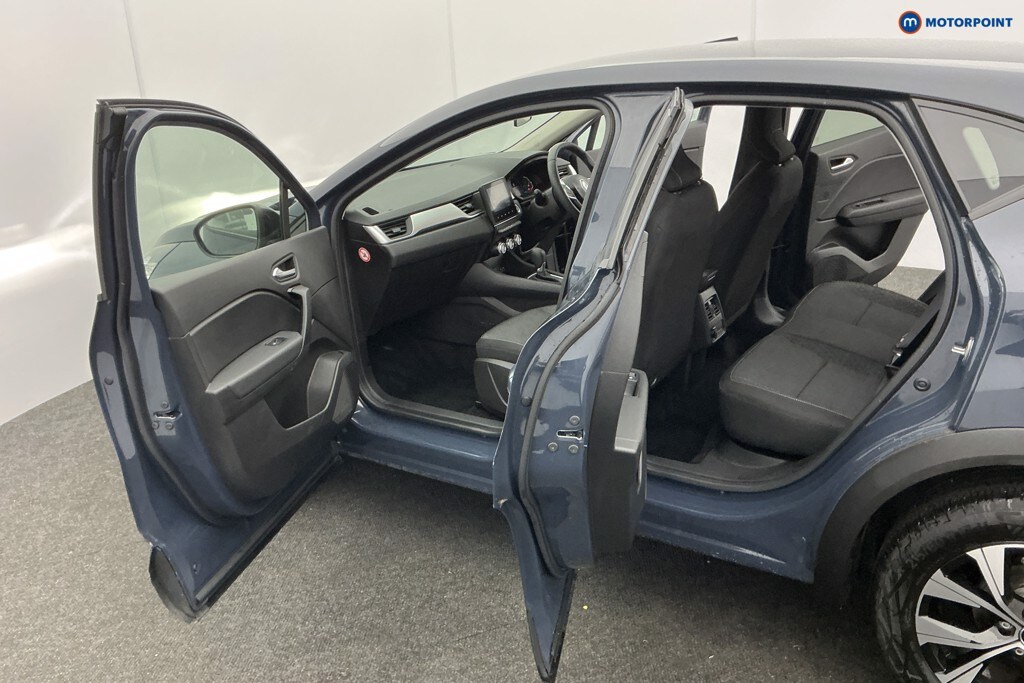 Used Renault Captur for sale - 78150299: Photo 13