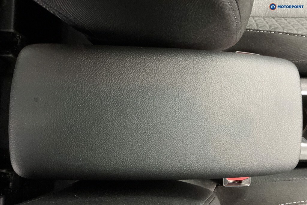 Used Renault Captur for sale - 78150299: Photo 27