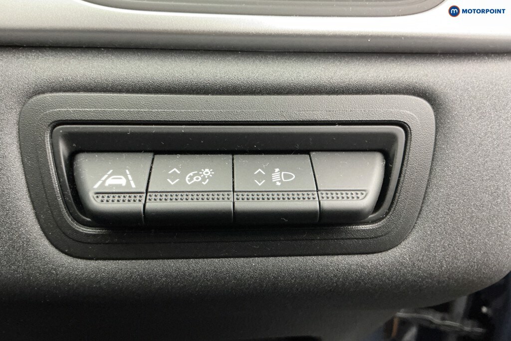 Used Renault Captur for sale - 78150299: Photo 34