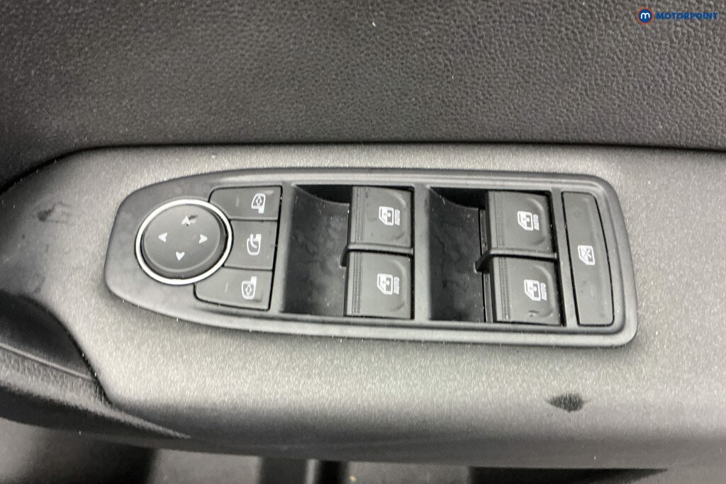 Used Renault Captur for sale - 78150299: Photo 36