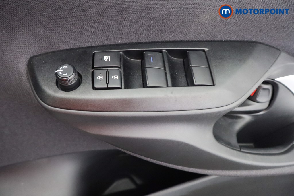 Used Toyota Yaris Cross 2023 for sale - 77779100: Photo 19