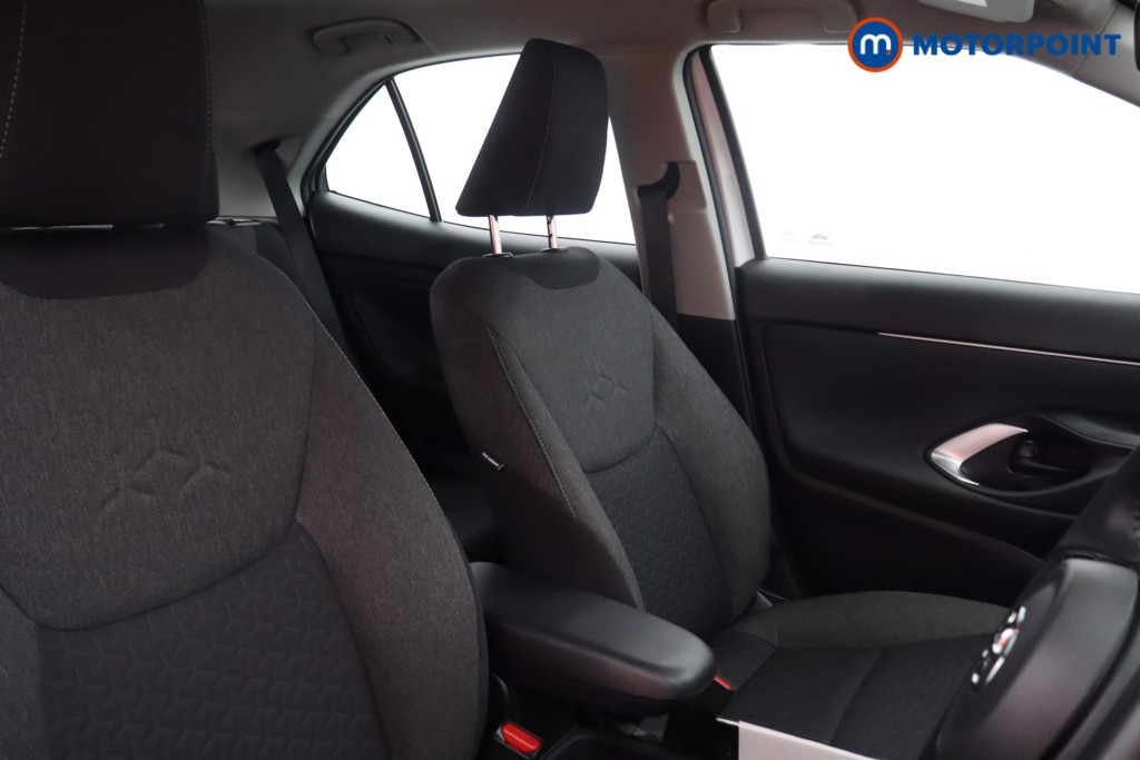 Used Toyota Yaris Cross 2023 for sale - 77779100: Photo 21