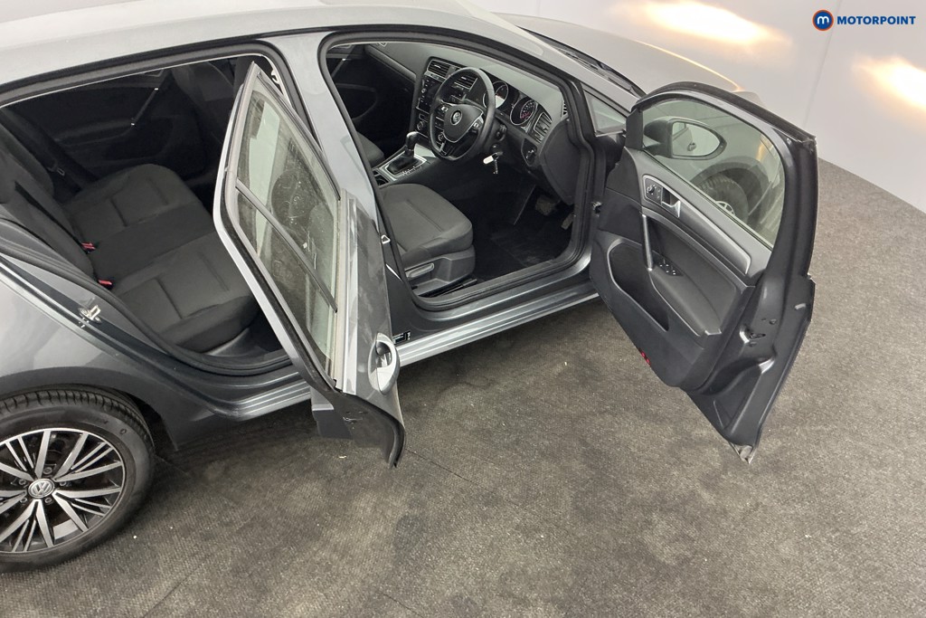 Used Volkswagen Golf 2018 for sale - 77989212: Photo 13