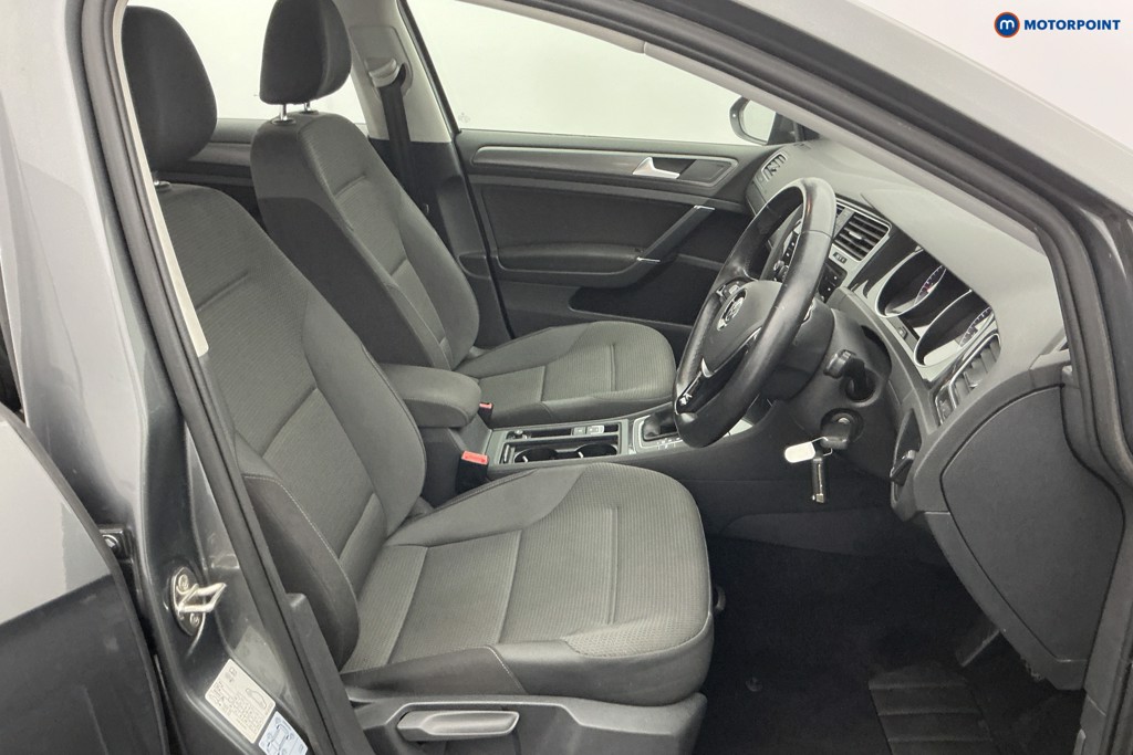 Used Volkswagen Golf 2018 for sale - 77989212: Photo 15