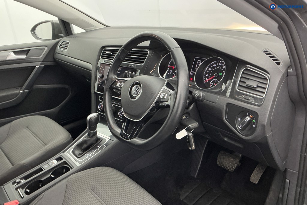 Used Volkswagen Golf 2018 for sale - 77989212: Photo 17