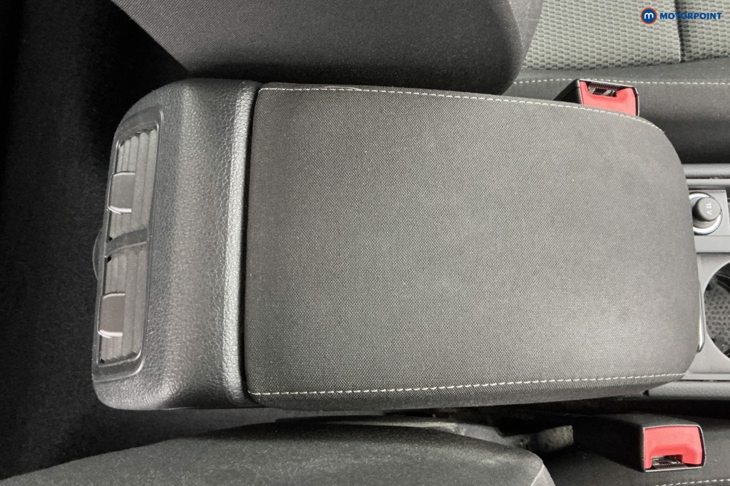 Used Volkswagen Golf 2018 for sale - 77989212: Photo 26