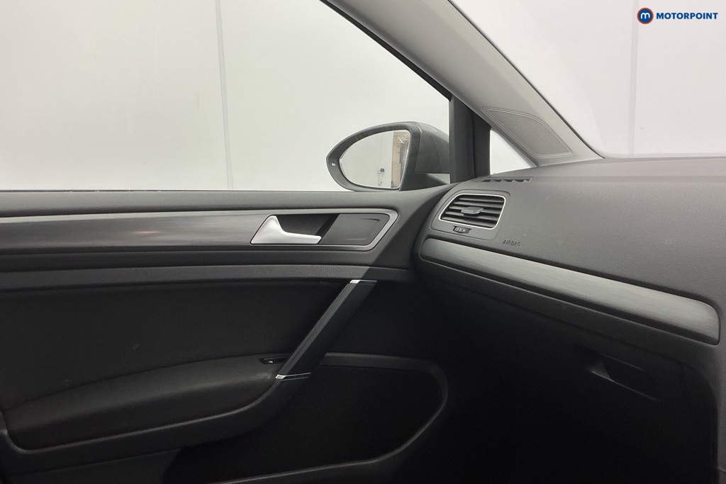 Used Volkswagen Golf 2018 for sale - 77989212: Photo 33