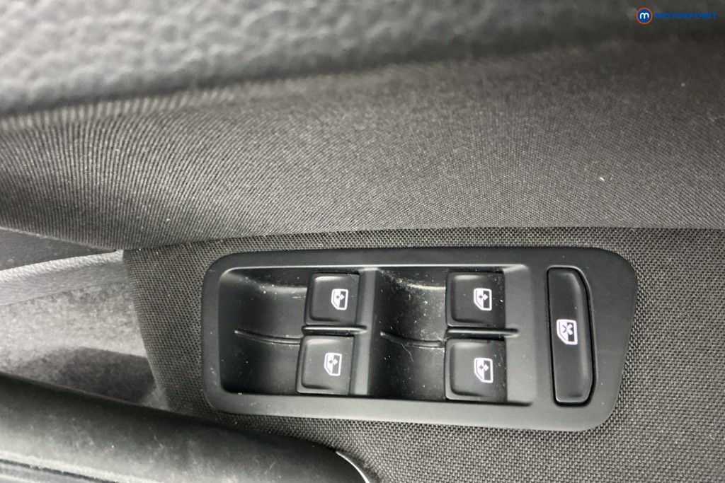 Used Volkswagen Golf 2018 for sale - 77989212: Photo 38