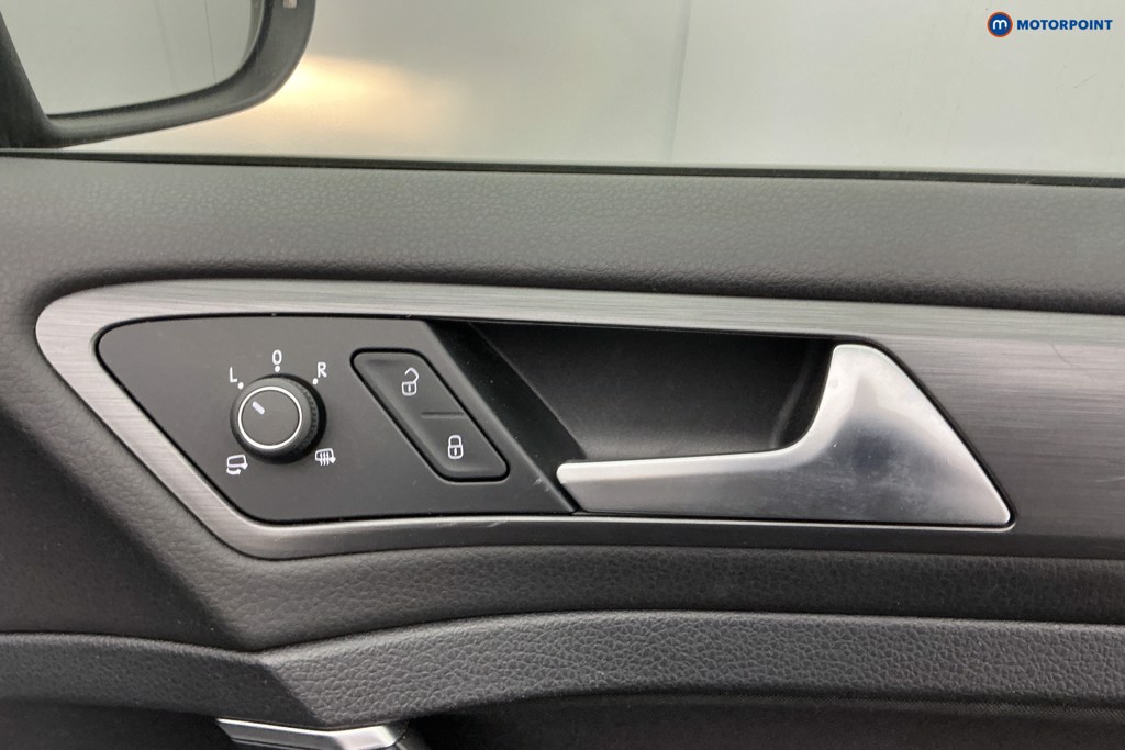 Used Volkswagen Golf 2018 for sale - 77989212: Photo 39