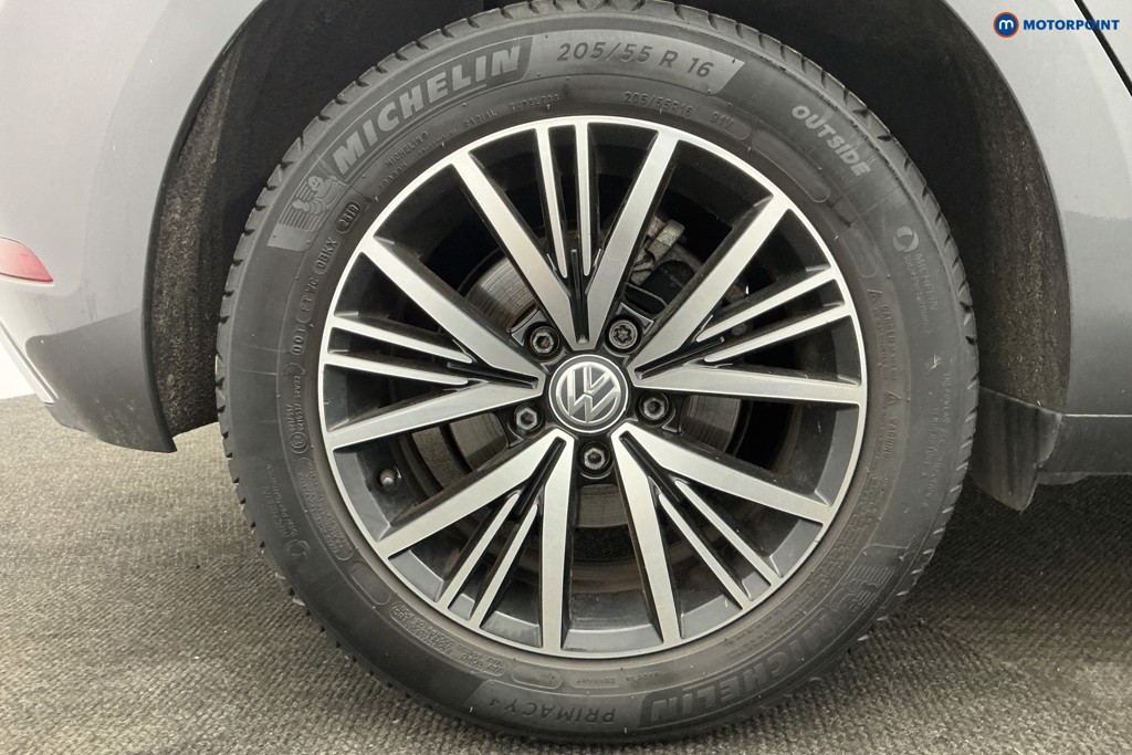 Used Volkswagen Golf 2018 for sale - 77989212: Photo 48