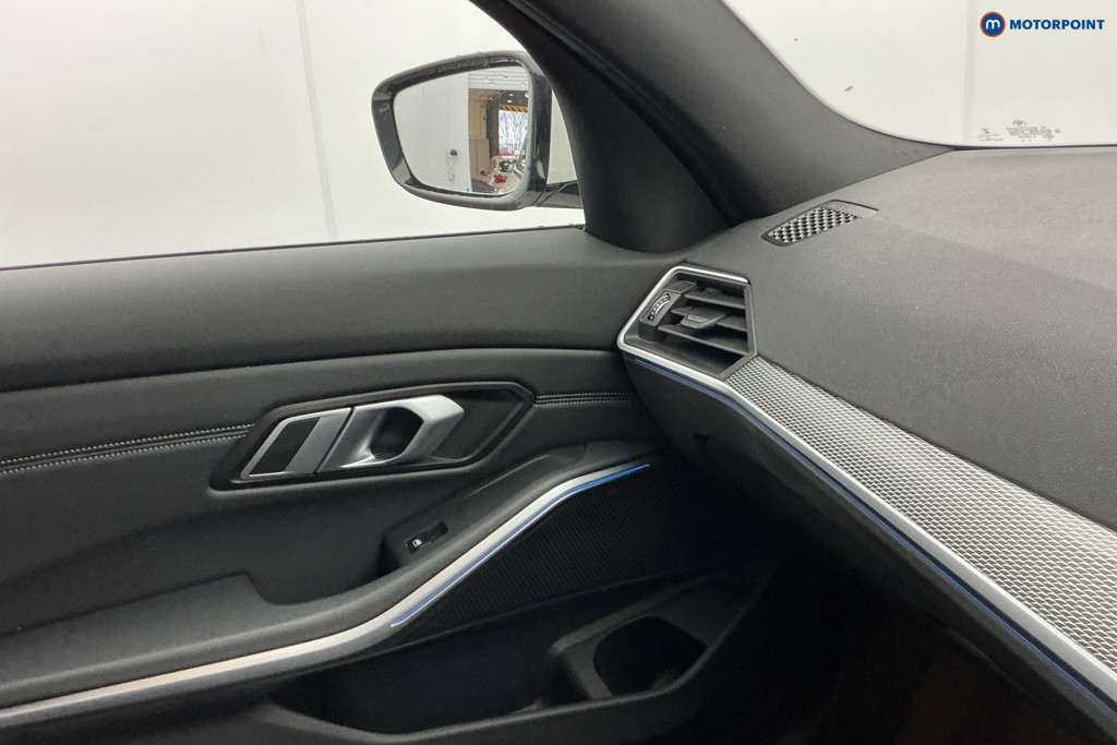 Used BMW 3 Series 2021 for sale - 76767234: Photo 25