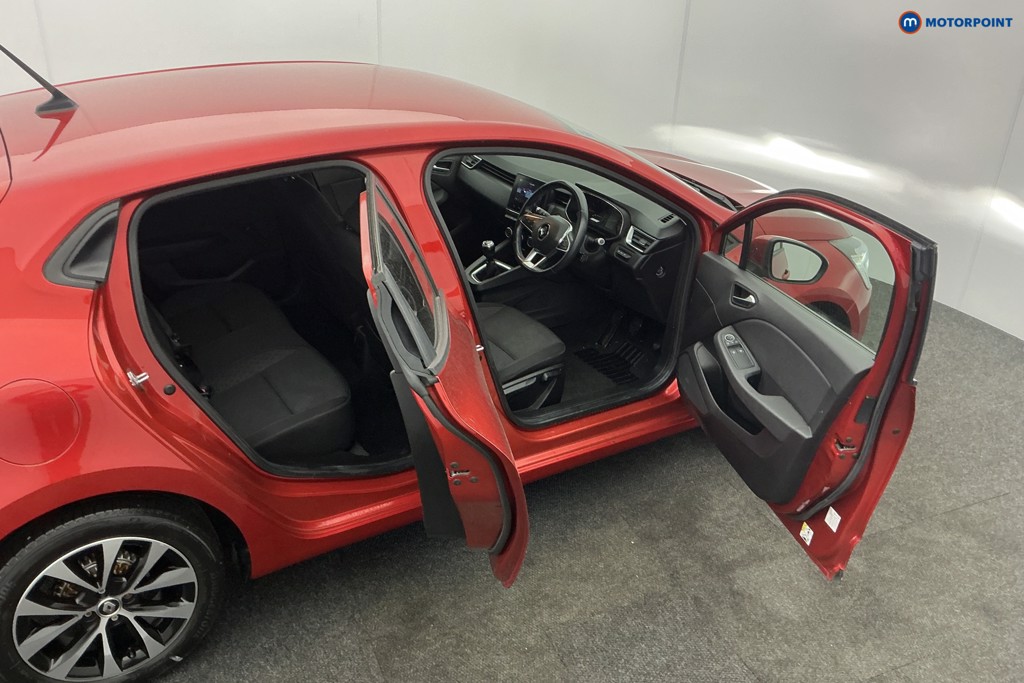 Used Renault Clio 2020 for sale - 77966012: Photo 13