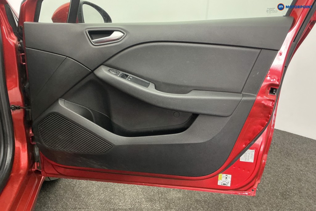 Used Renault Clio 2020 for sale - 77966012: Photo 32