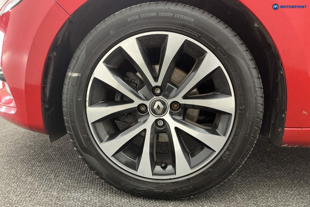 Used Renault Clio 2020 for sale - 77966012: Photo 40