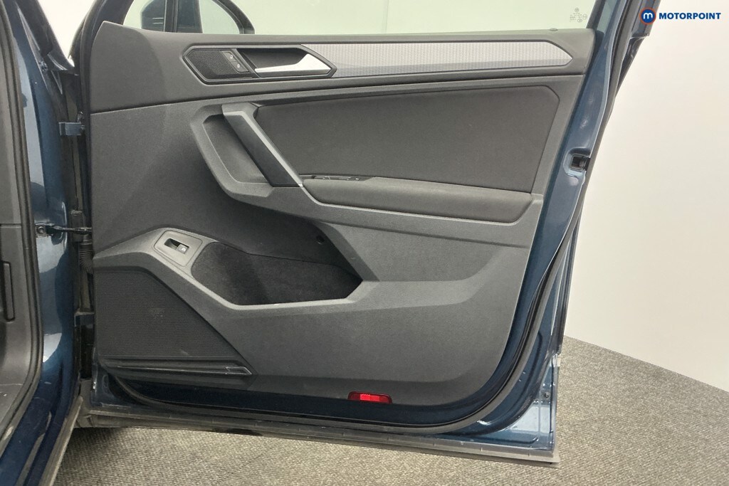 Used Volkswagen Tiguan 2022 for sale - 77904096: Photo 35