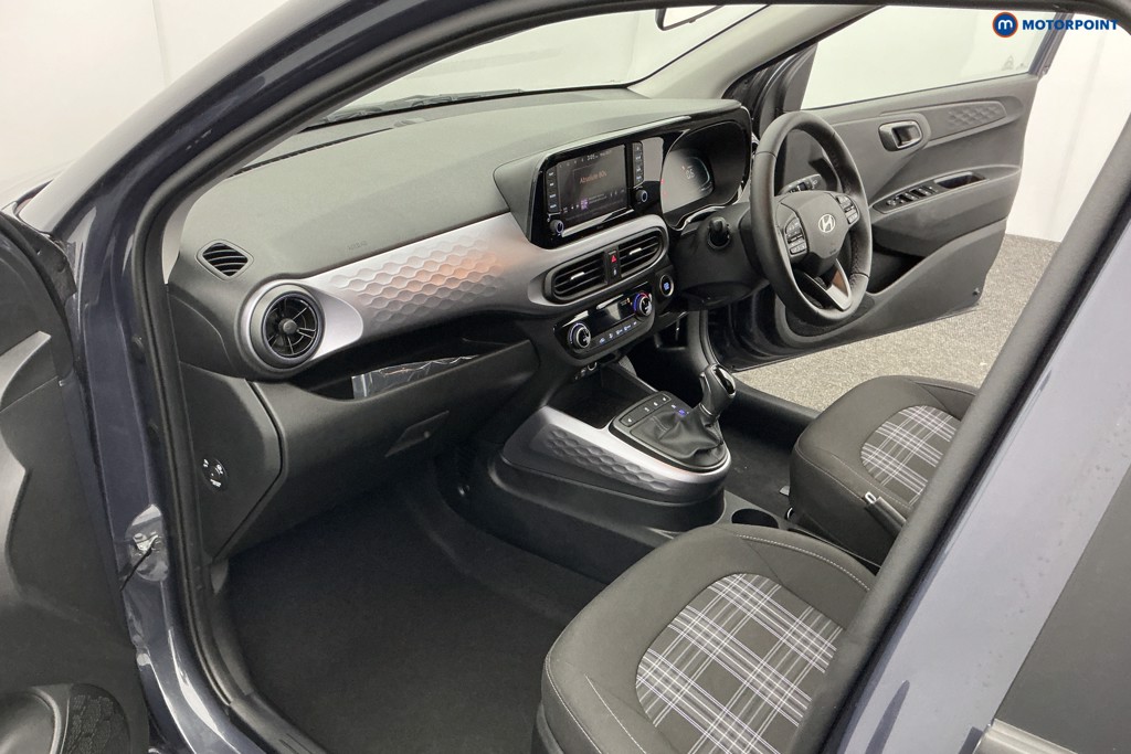 Used Hyundai i10 2024 for sale - 76895664: Photo 11