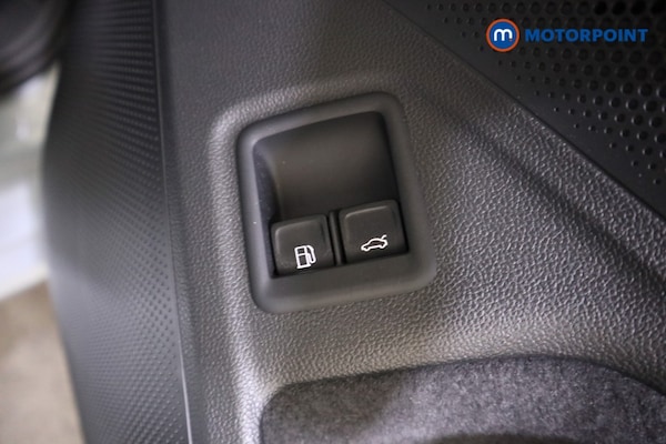 Used Volkswagen Passat 2025 for sale - 76317012: Photo 20