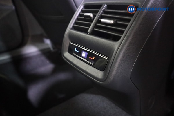 Used Volkswagen Passat 2025 for sale - 76317012: Photo 27