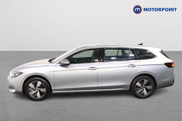 Used Volkswagen Passat 2025 for sale - 76317012: Photo 4