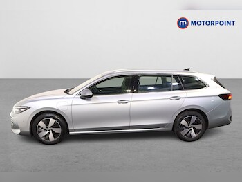 Used Volkswagen Passat 2025 for sale - 76317012: Photo 4