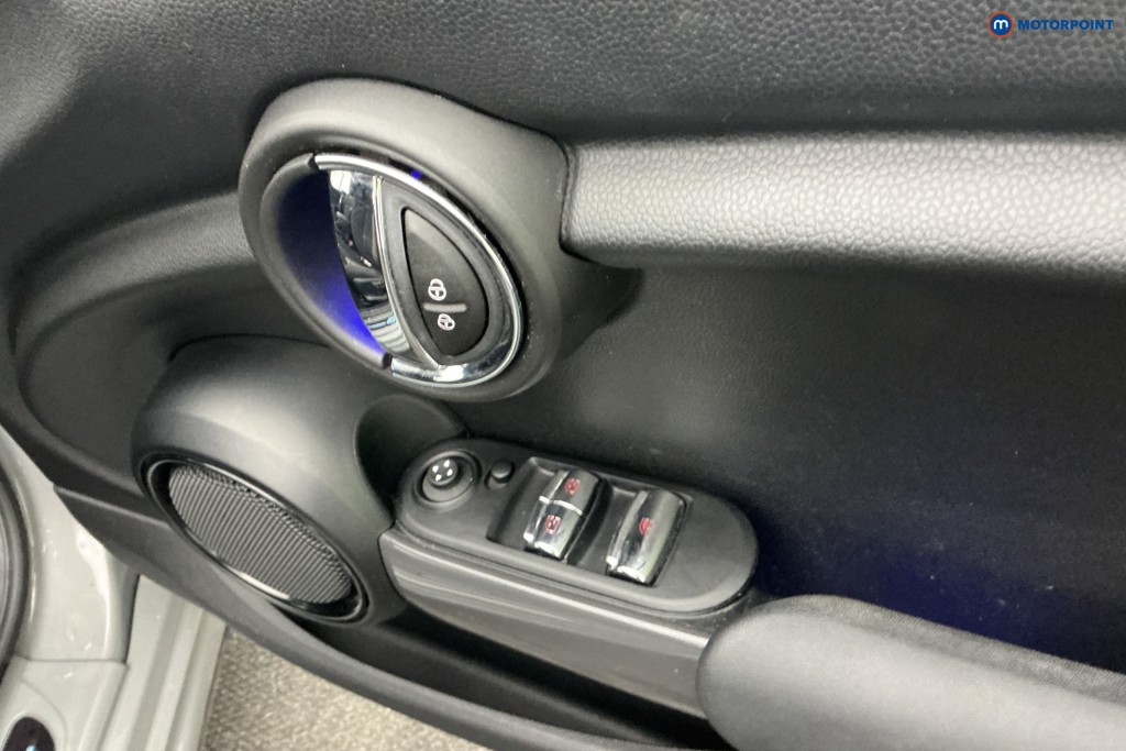 Used MINI Convertible 2020 for sale - 76862758: Photo 31