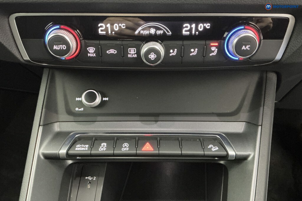 Used Audi Q3 2020 for sale - 77407347: Photo 28