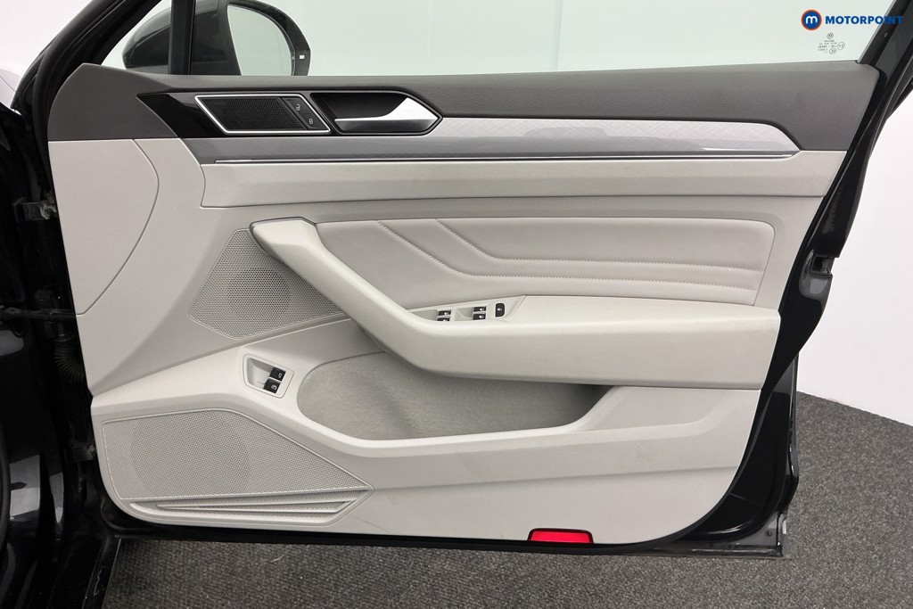 Used Volkswagen Passat 2020 for sale - 77071715: Photo 32